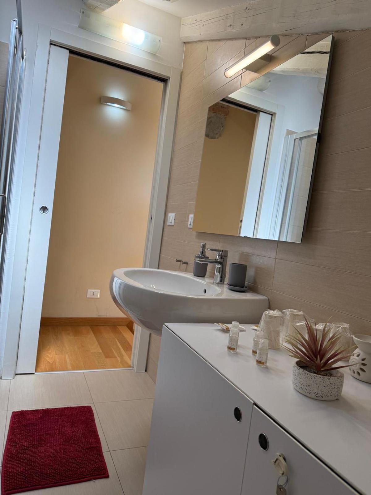Mohho Suite Trieste Bagian luar foto